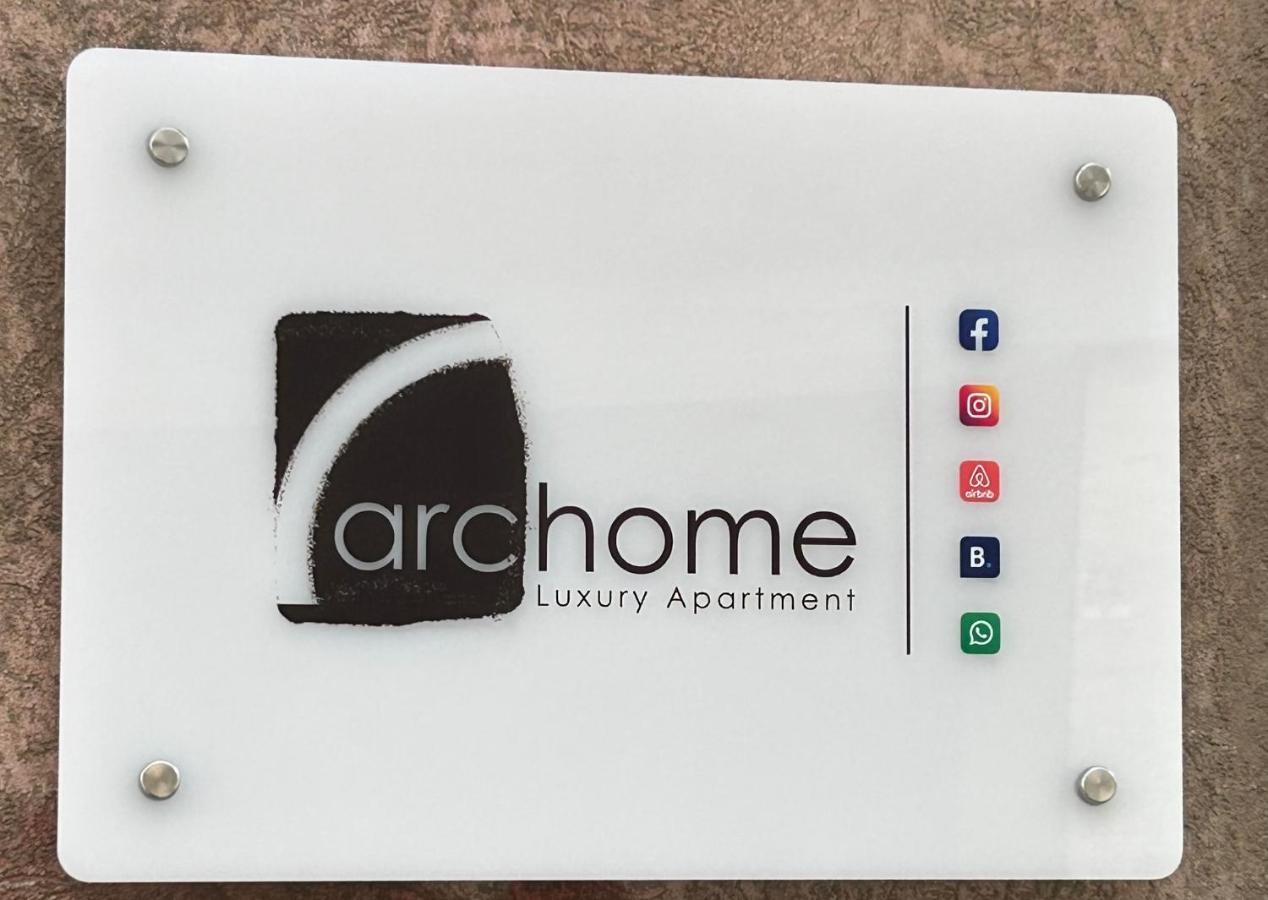 Archome Luxury Apartment บรินดิซิ ภายนอก รูปภาพ