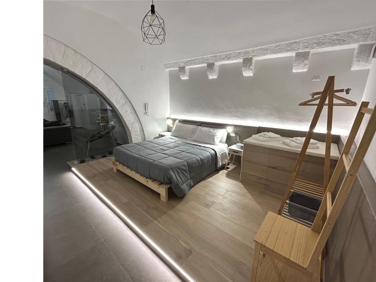 Archome Luxury Apartment บรินดิซิ ภายนอก รูปภาพ