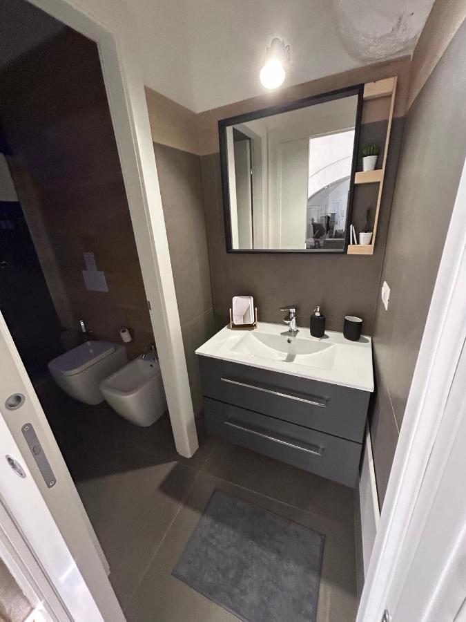 Archome Luxury Apartment บรินดิซิ ภายนอก รูปภาพ