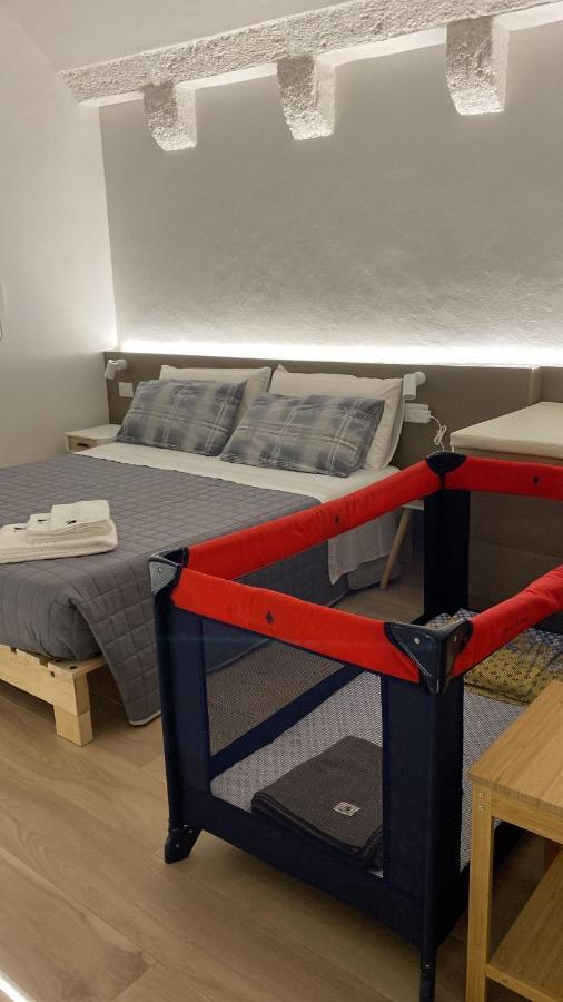 Archome Luxury Apartment บรินดิซิ ภายนอก รูปภาพ