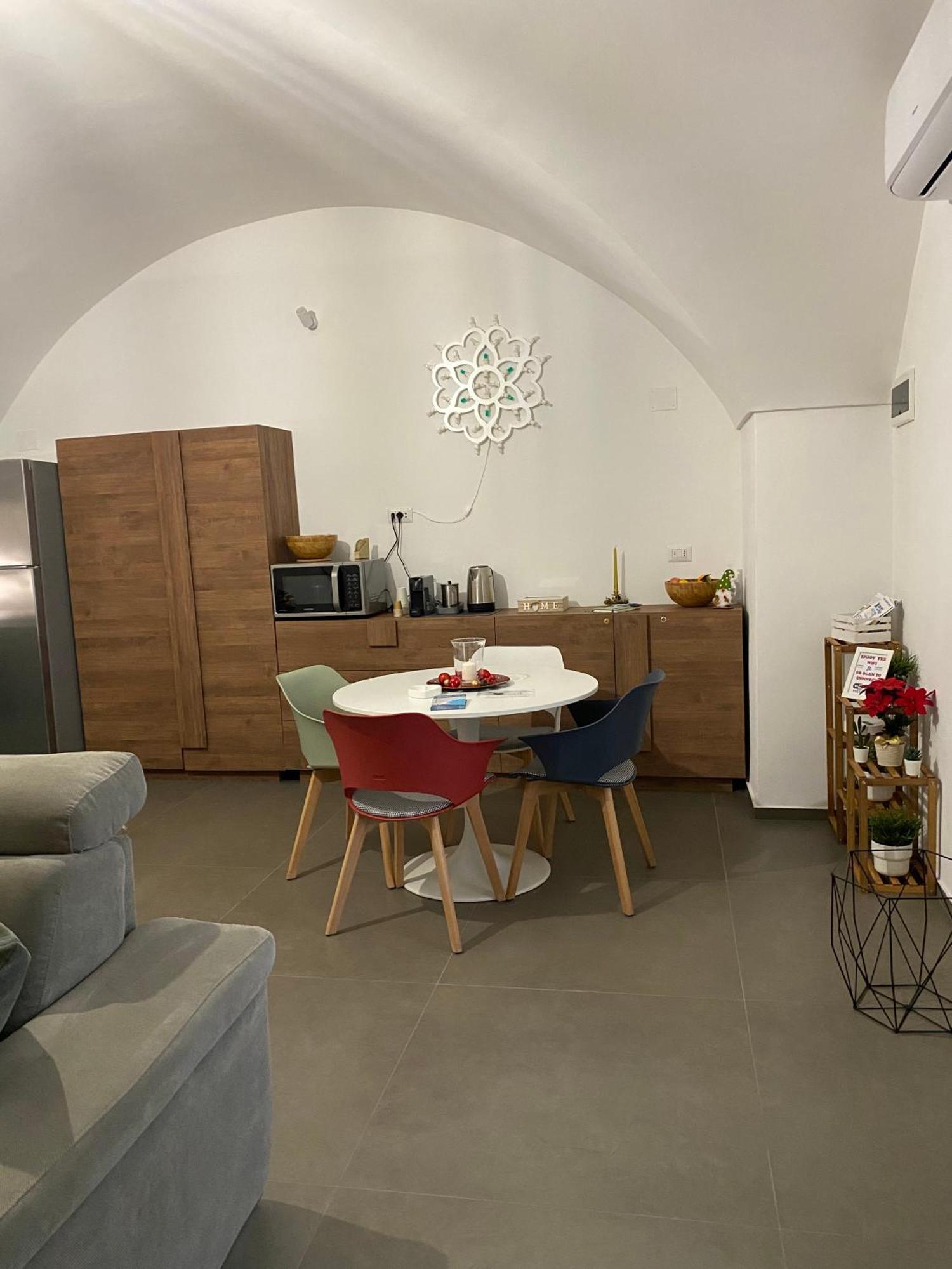 Archome Luxury Apartment บรินดิซิ ภายนอก รูปภาพ