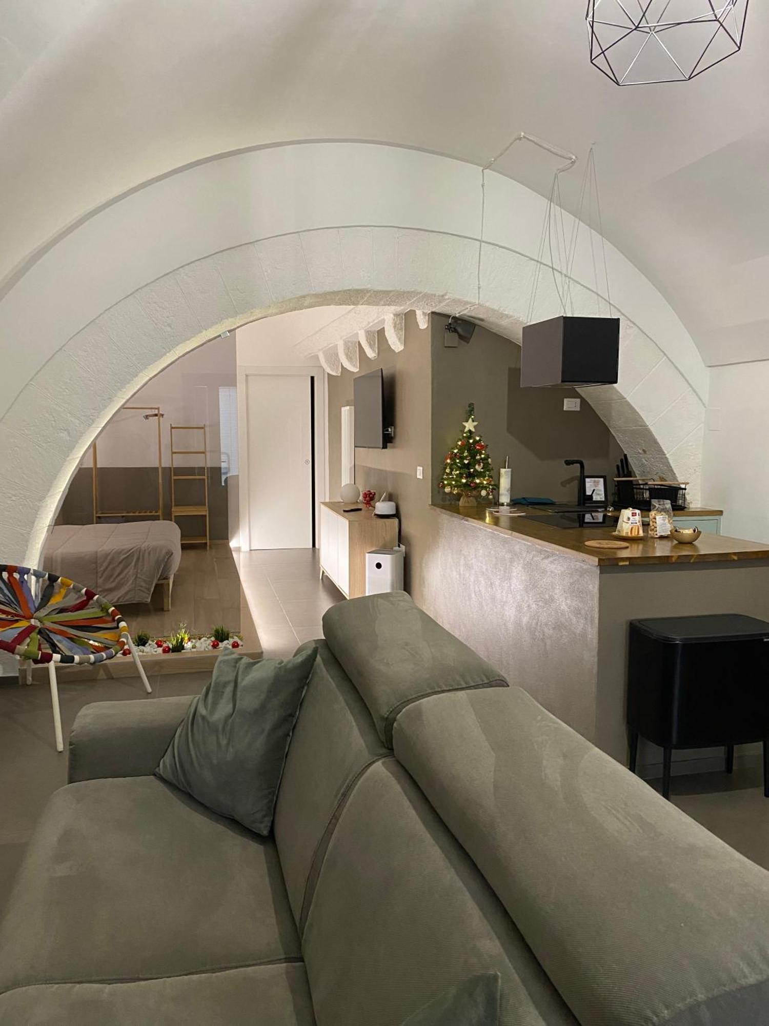 Archome Luxury Apartment บรินดิซิ ภายนอก รูปภาพ