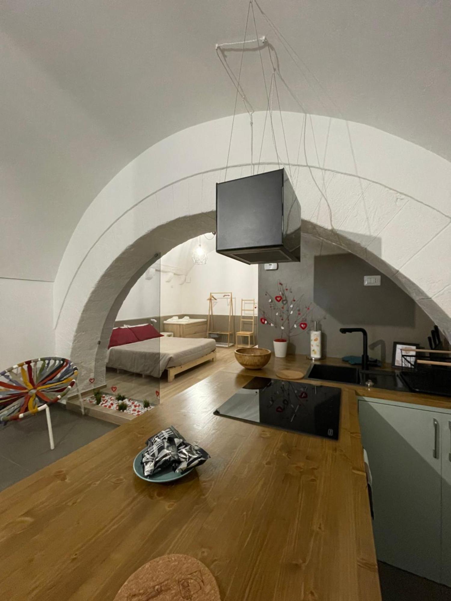 Archome Luxury Apartment บรินดิซิ ภายนอก รูปภาพ